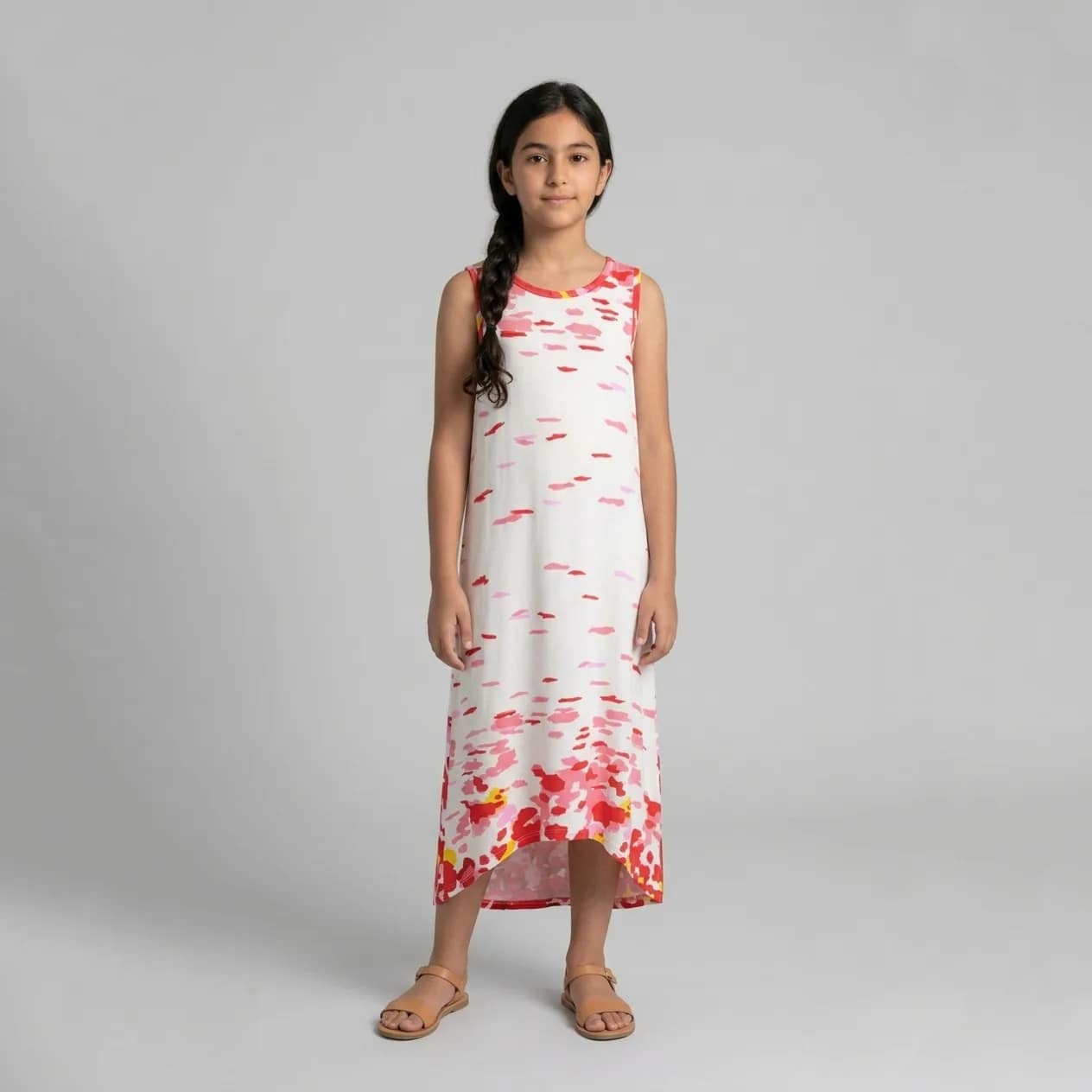 robe blanche multicouleurs 12 فستان فتاة مطبوع ملون صيفي à motifs floraux, tissu léger et fluide, idéal pour les journées estivales